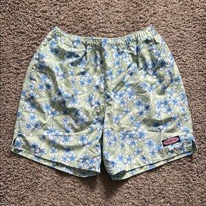 Vineyard Vines Men’s Hawaiian Swim Trunks Size L